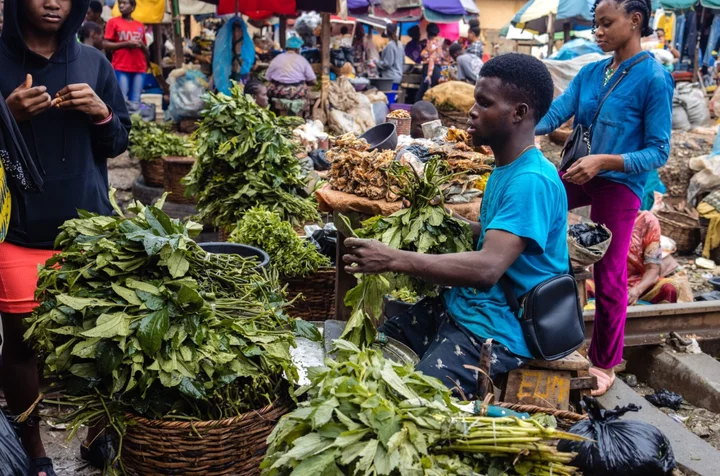 Nigeria Central Bank Chief Vows to Curb Inflation, Steady Naira