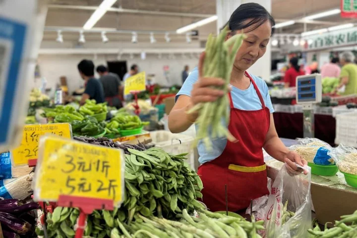 Breakfast for 40 cents: what China's deflation looks like