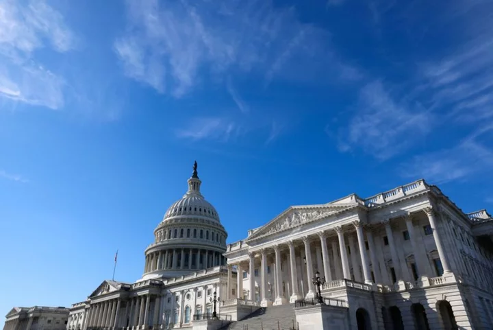 Moody's analyst sees polarization around US budget issues persisting next year