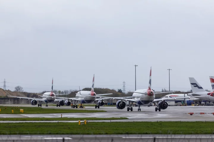 Airlines Scramble to Restore Service After UK System Outage