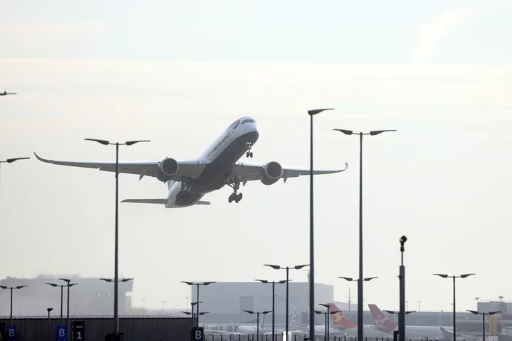 Airlines Divert Some African Flights After Niger Airspace Closes