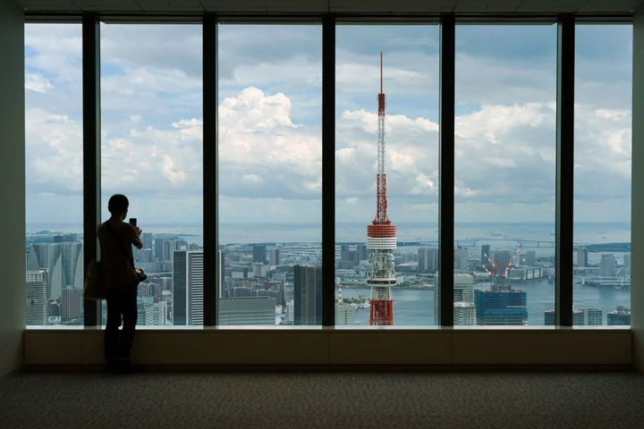 Japan Five-Year Yield Hits Highest Since 2013 Amid Debt Rout