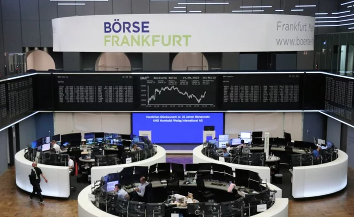 European shares dip as real estate falls offset retail gains