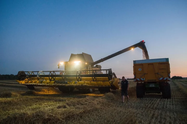 French Grains Trader Buys Australian Distributor for $1 Billion