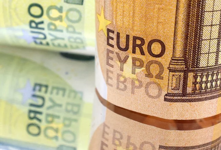 Euro staggers as traders wary of hawkish ECB; dollar gains