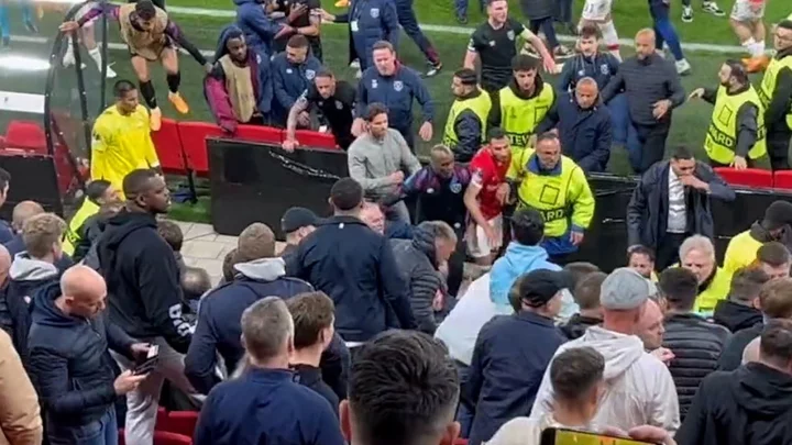 West Ham fan goes viral for single-handedly holding off Dutch hooligans