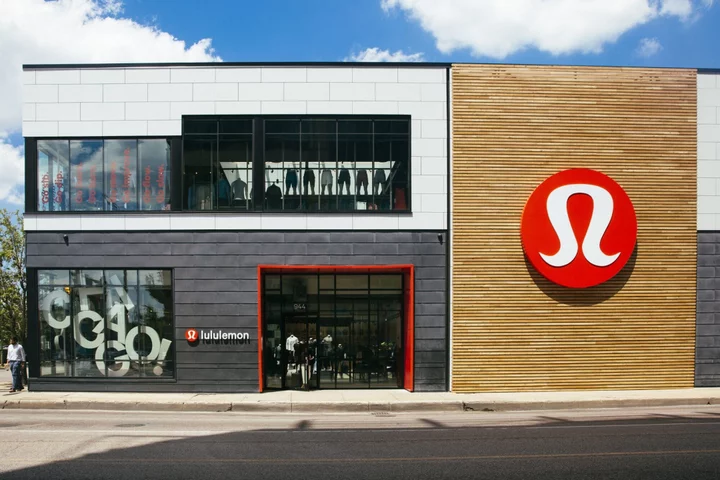 Lululemon Earnings Beat Estimates as Upscale Demand Holds Up