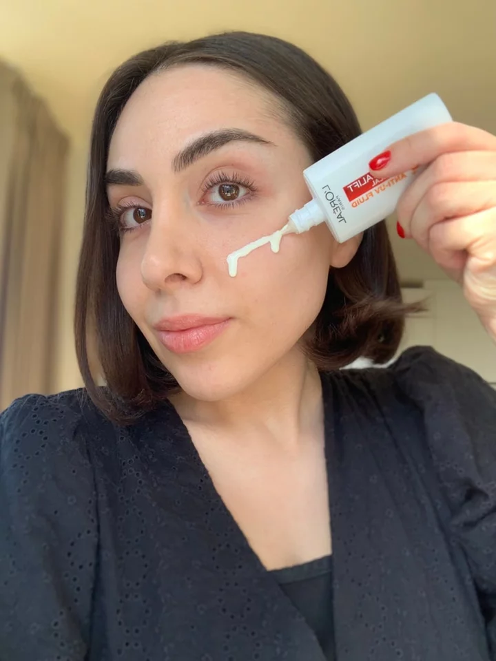 I Tried A TikTok Viral Sunscreen Hack — & Now I Apply The Proper Amount