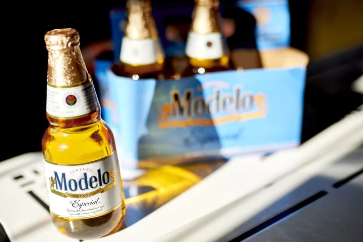 Bud Light Backlash Drives Modelo Gains for Constellation Brands