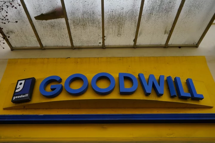 Police probe after human skull dropped at Arizona Goodwill