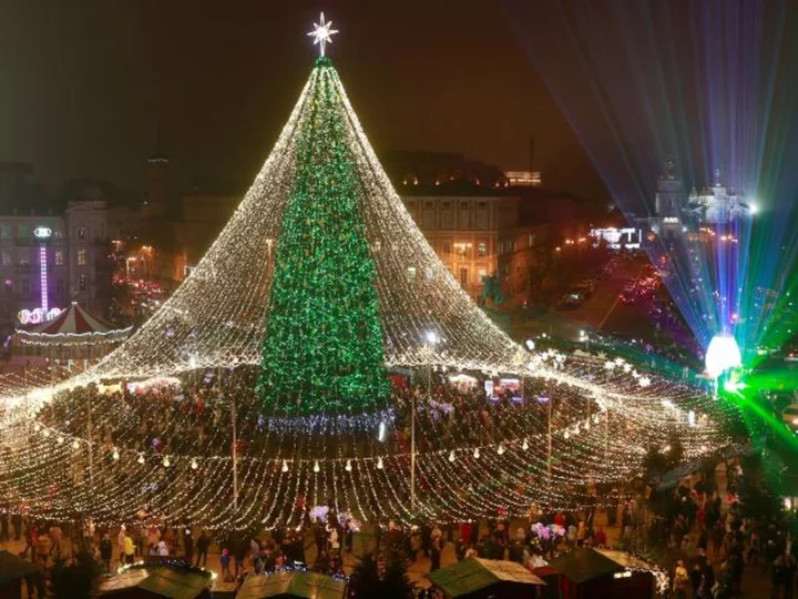 Ukraine moves Christmas to December 25, distancing itself from Russian tradition