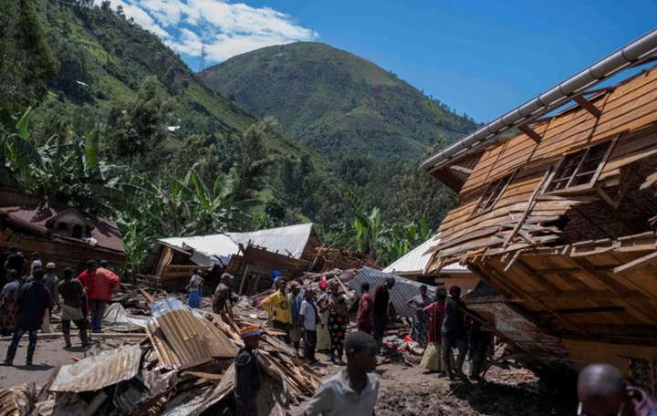 Thousands still missing as Congo flood survivors search for relatives