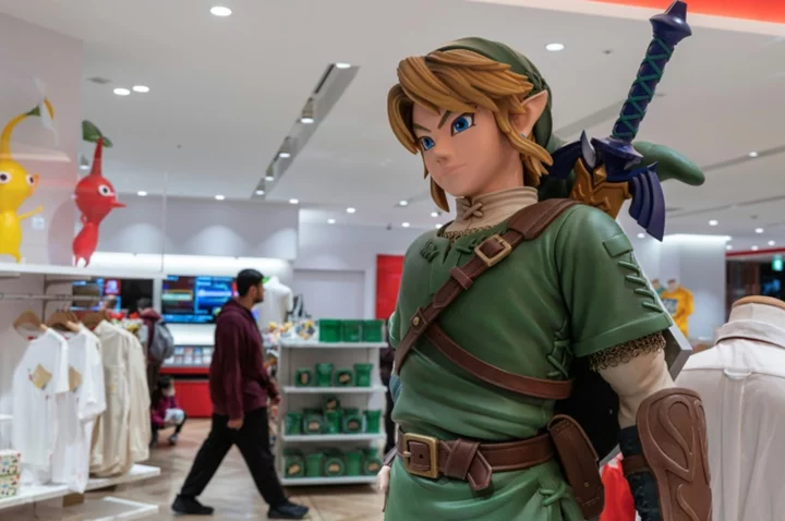 The long wait is over: New 'Zelda' hits shelves