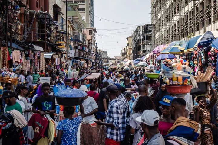 Nigerian Central Bank Raises Rates in First Test of Independence