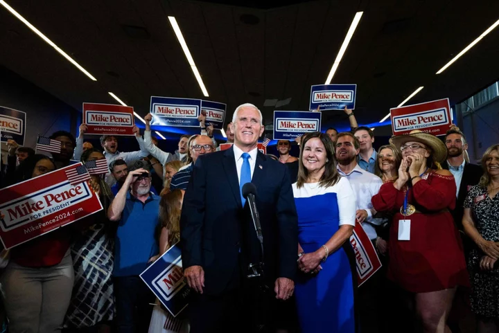 Mike Pence news - live: Ex-veep contradicts himself on Trump charges at town hall launching 2024 campaign