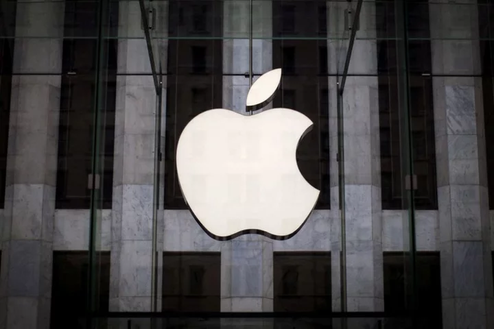 Apple's market value breaches $3 trillion mark again