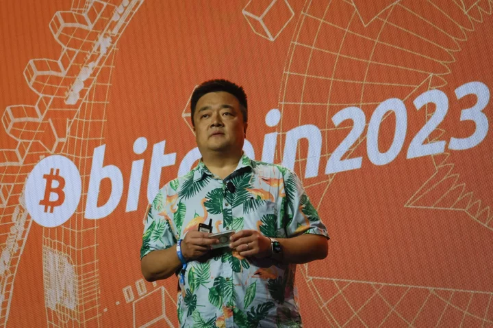 A China Crypto Pioneer Warns Hong Kong May Cool on Digital Assets Longer Term