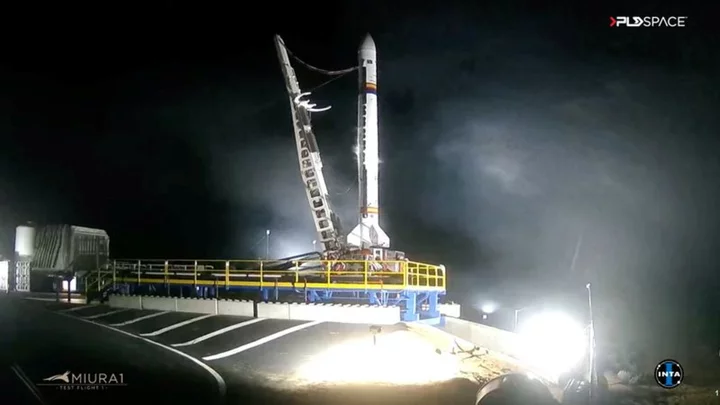 Spain's PLD Space aborts test rocket launch -webcast