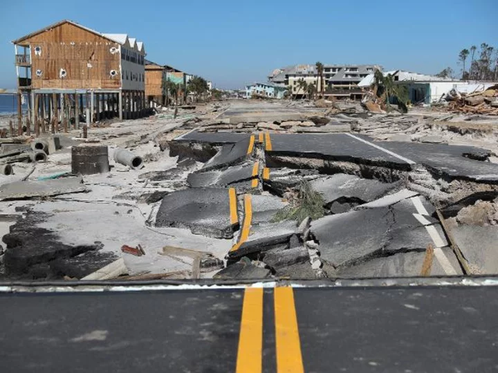 Rest of hurricane season in 'uncharted waters' because of El Niño, record ocean temperatures