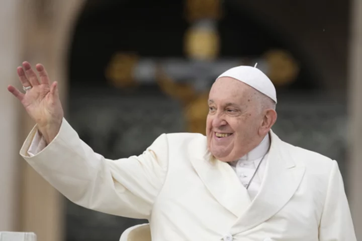 Pope cancels trip to Dubai for UN climate conference on doctors' orders after getting the flu