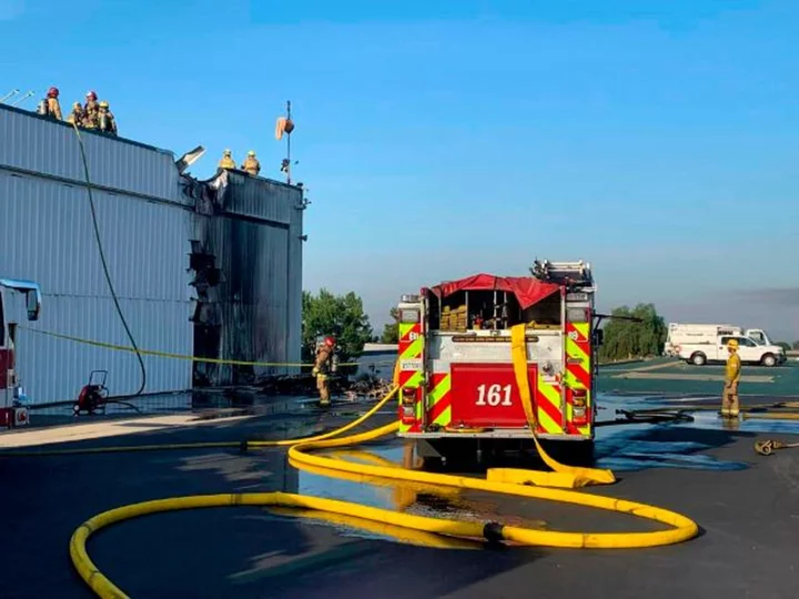 3 dead after plane crashes into California airport hangar while taking off, authorities say