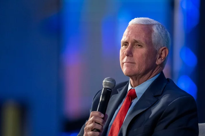 Mike Pence to announce 2024 White House bid on 7 June, report says