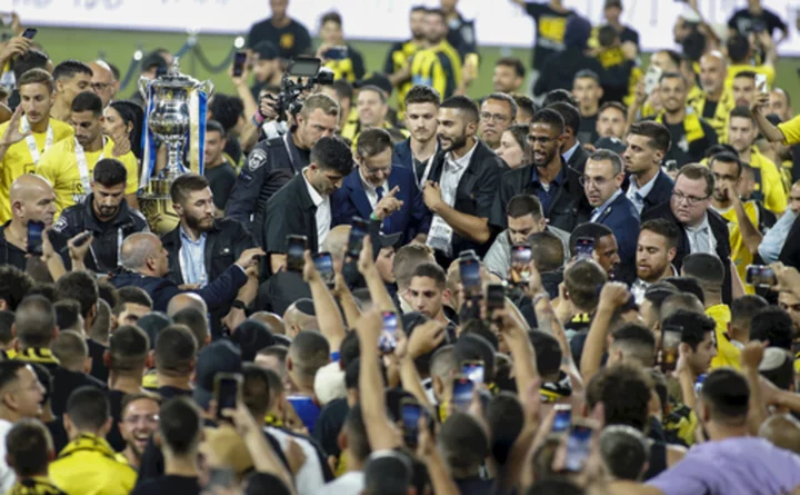 Beitar Jerusalem to get trophy belatedly after fans rush field after soccer tournament win