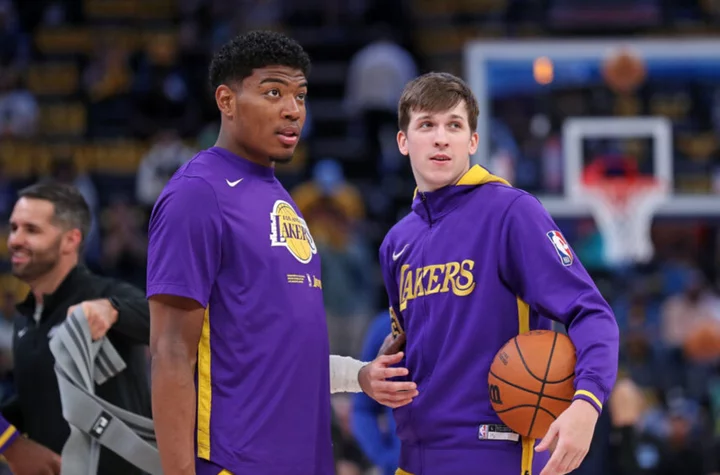 3 things the Lakers need to do to get farther next year