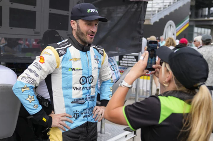 Agustín Canapino carries hopes of Argentina into Indianapolis 500