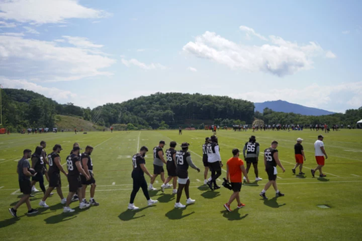 Browns open training camp in West Virginia's scenic mountains, begin climb toward 2023 season