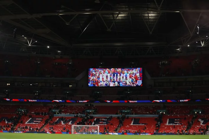 Soccer-FA to review lighting Wembley arch in Israeli colours after criticism