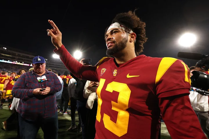 USC Star Quarterback Caleb Williams Backs Women-Focused Sports Fund Monarch