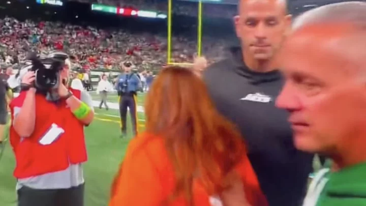 Robert Saleh's Jets Escort Shoved Metlife Stadium Security on the Way to the Locker Room