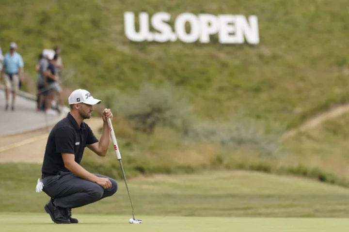 Wyndham Clark gets a little help from a good friend for US Open at LACC