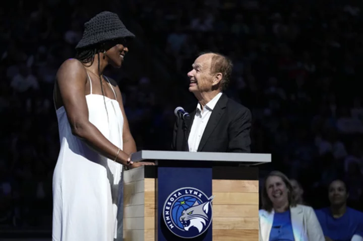 Minnesota retires jersey of rebounding ace Sylvia Fowles, helped Lynx win 2 WNBA titles