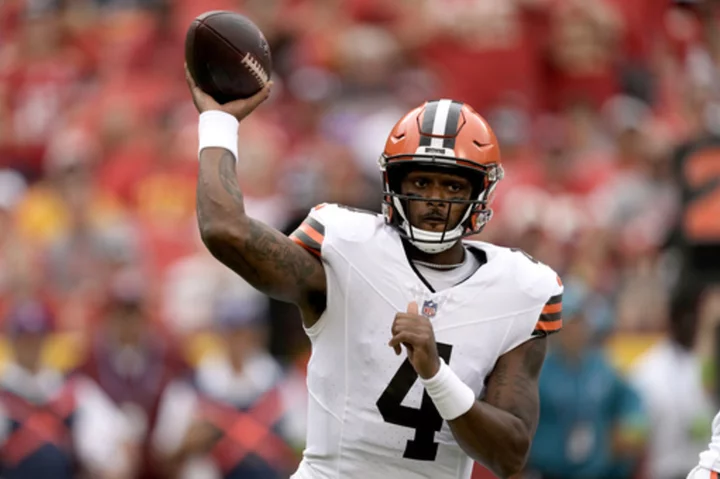 Browns QB Deshaun Watson selected as 1 of 5 team captains on eve of 1st full season after suspension