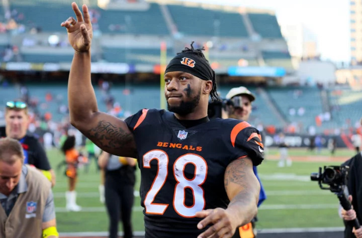 Bengals: Joe Mixon is handling aftermath of menacing case horribly