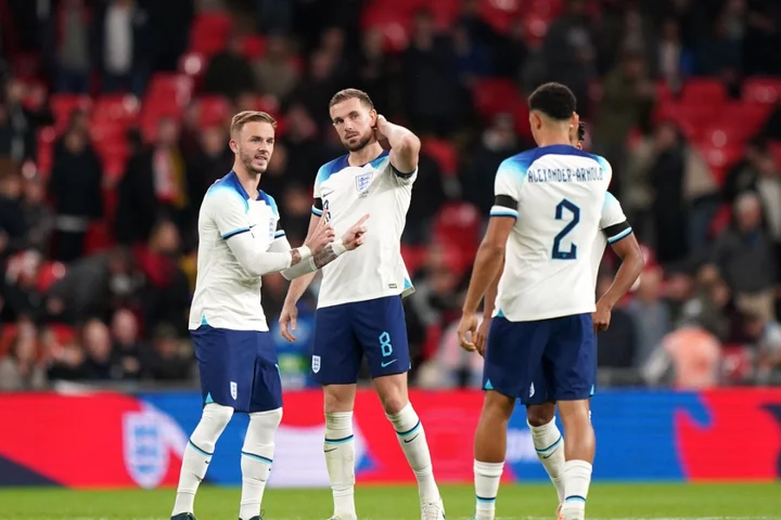 Gareth Southgate questions why England fans booed Jordan Henderson