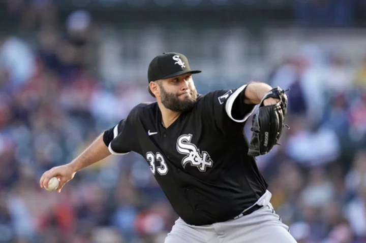 White Sox sluggers Vaughn, Moncada rough up Tigers early and often in 12-3 rout