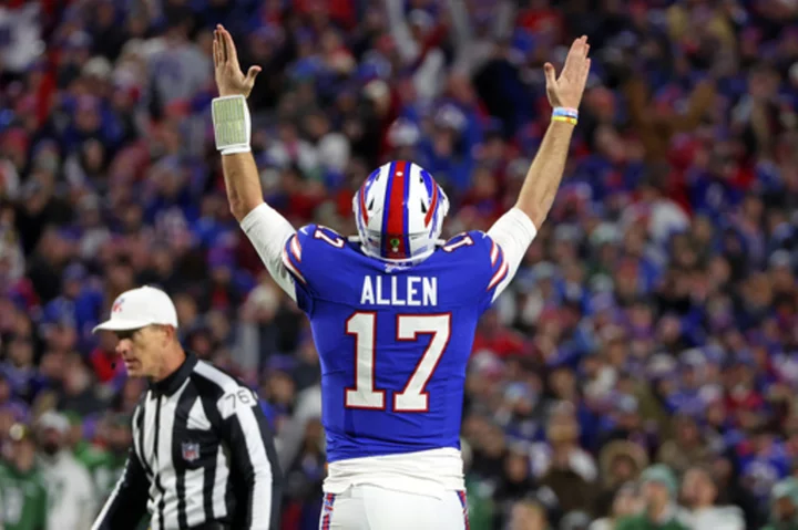 Pro Picks: Desperate Bills will upset the Eagles 24-23