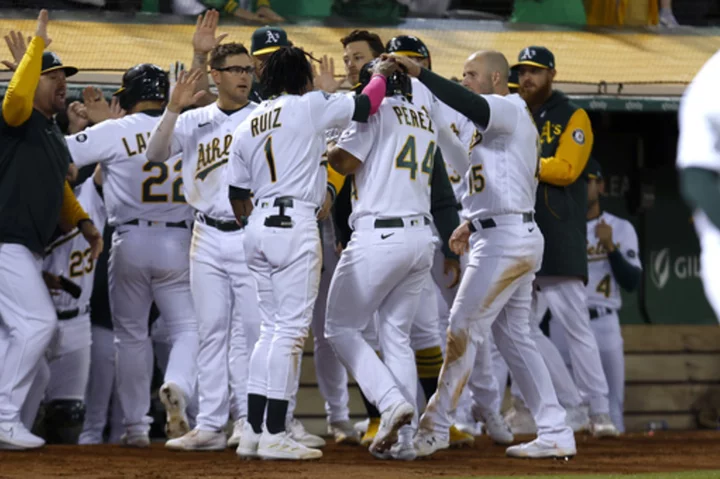 A’s beat Rays 2-1 for 7th straight win as fans hold reverse boycott