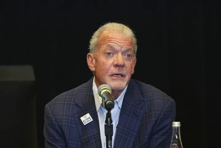 Colts owner Jim Irsay says police pulled him over because he's a 'rich, white billionaire'