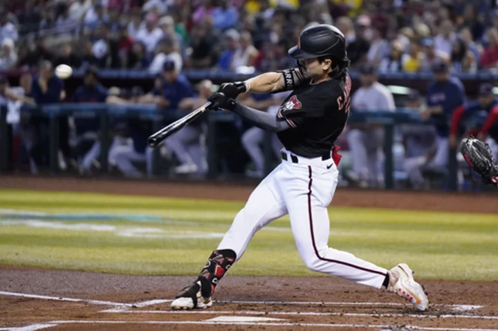 Kelly strikes out 10 in Diamondbacks' 4-2 win over Red Sox