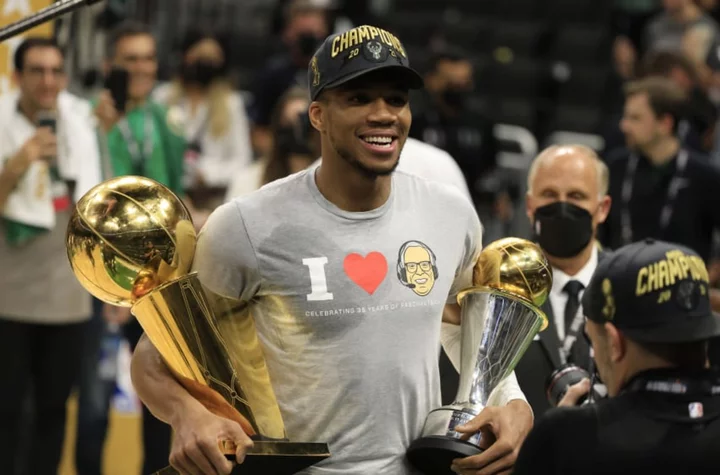 NBA rumors: Giannis commits to Bucks for life with one massive condition