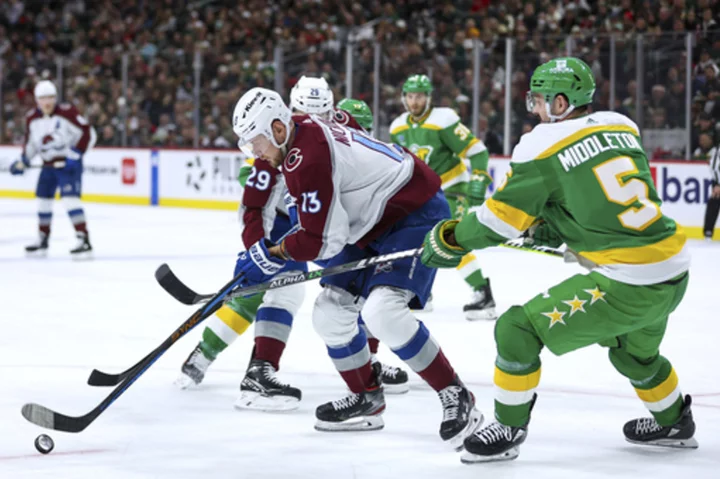 MacDermid's goal lifts Avalanche over Wild 3-2