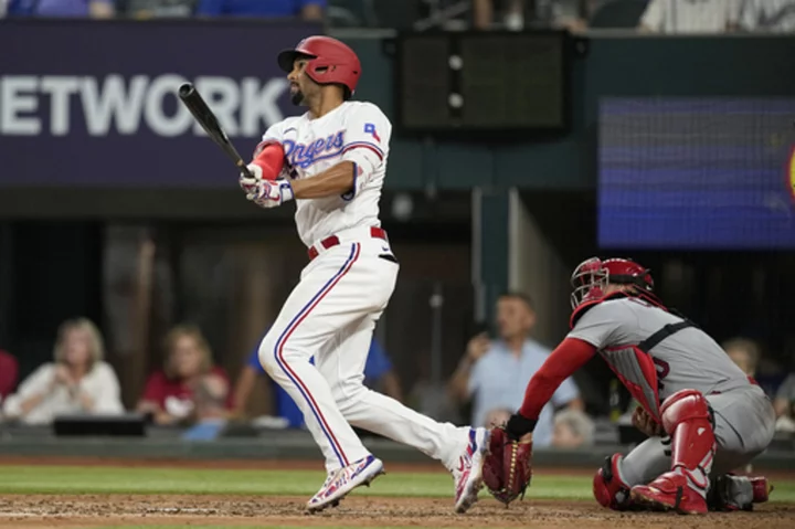 Rangers 2B Semien extends majors-best hitting streak to 25 games