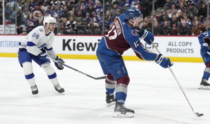 Johansen scores twice, Avalanche beat Lightning 4-1 for 4th straight win