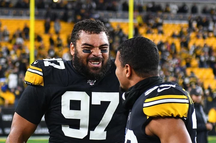 Cam Heyward uses Steelers emergency landing to troll refs for Minkah Fitzpatrick call