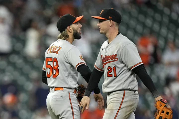 Hays’ two homers lead Orioles to 9-5 win over slumping Astros