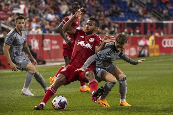 Reyes, Burke lead Red Bulls to 2-1 victory over Montreal